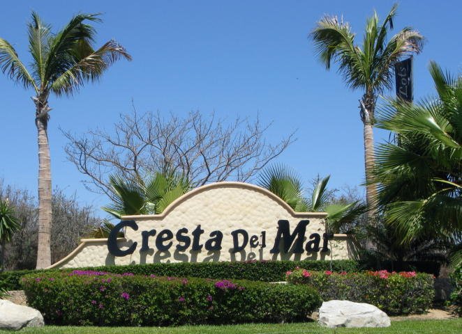 Cresta-del-Mar-Front-Entry